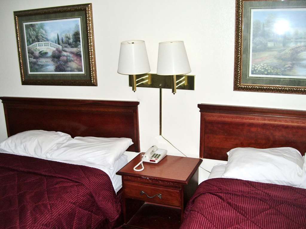 Lake View Inn & Suites Killen Habitación foto