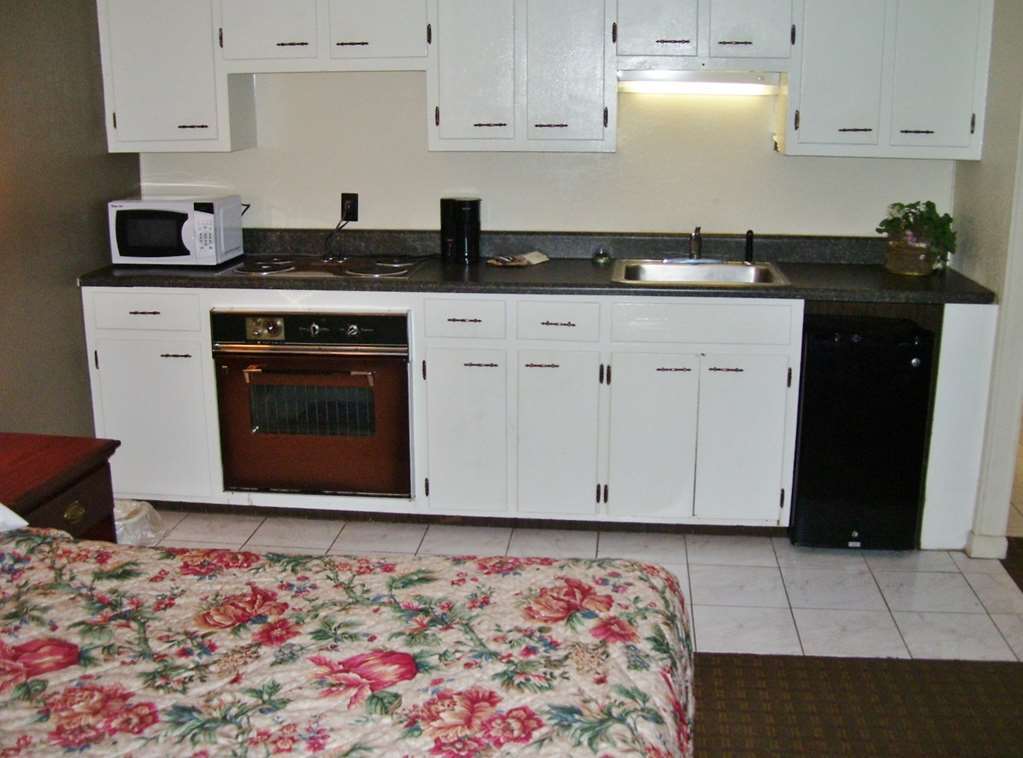 Lake View Inn & Suites Killen Habitación foto